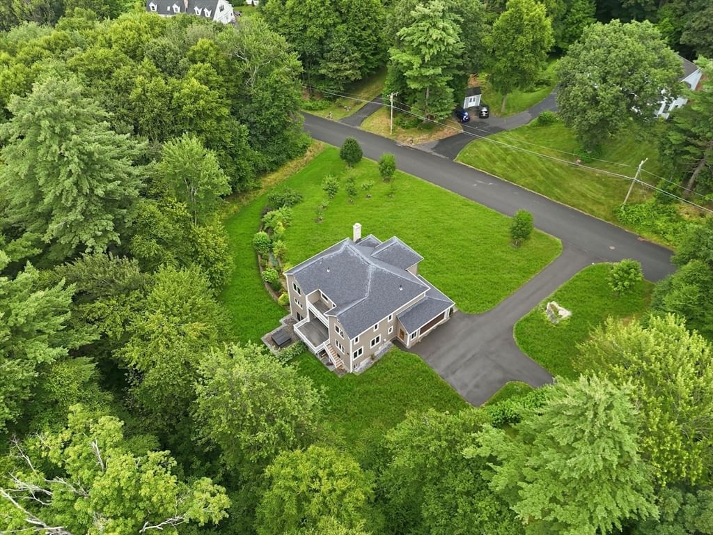 270 Barton Ave Belchertown — Photo 41 of 42
