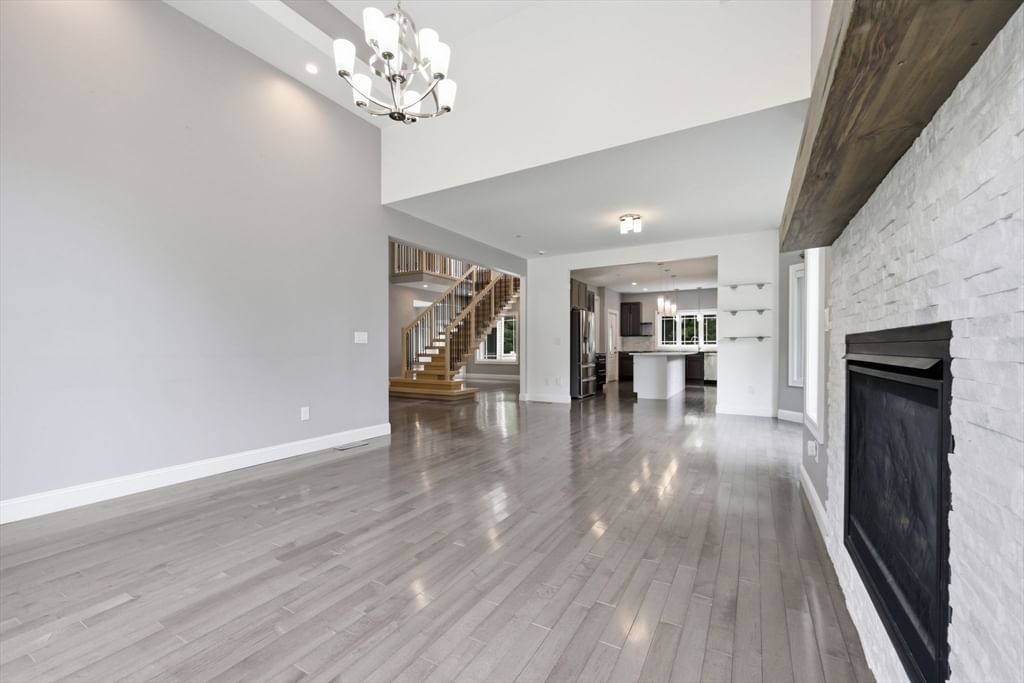 270 Barton Ave Belchertown — Photo 6 of 42