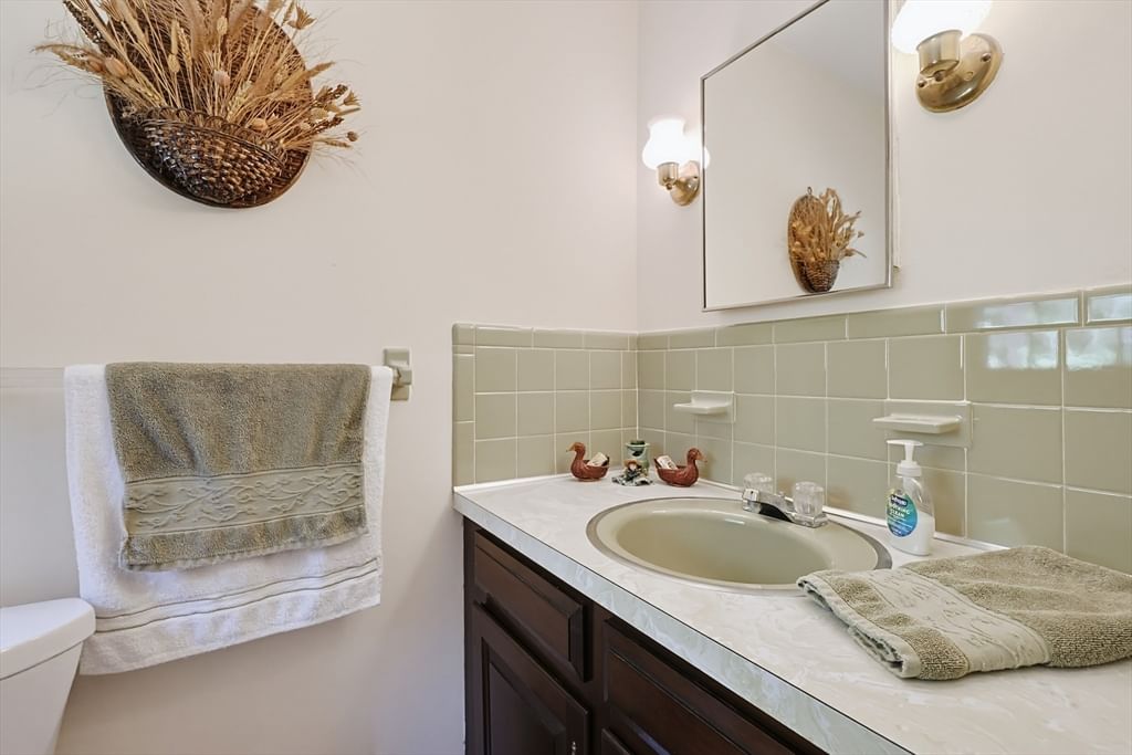 31 Pennacook St, Norfolk, MA 02056 photo 5