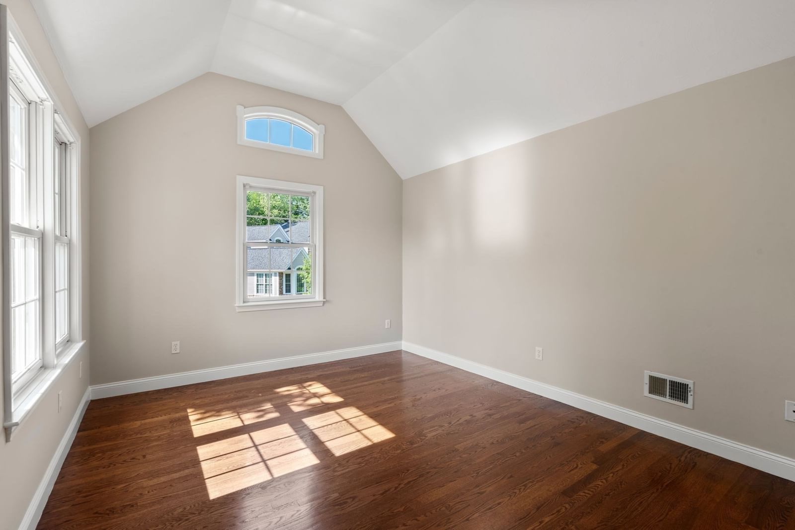 7 Riverwalk Ln #7 Walpole — Photo 20 of 30