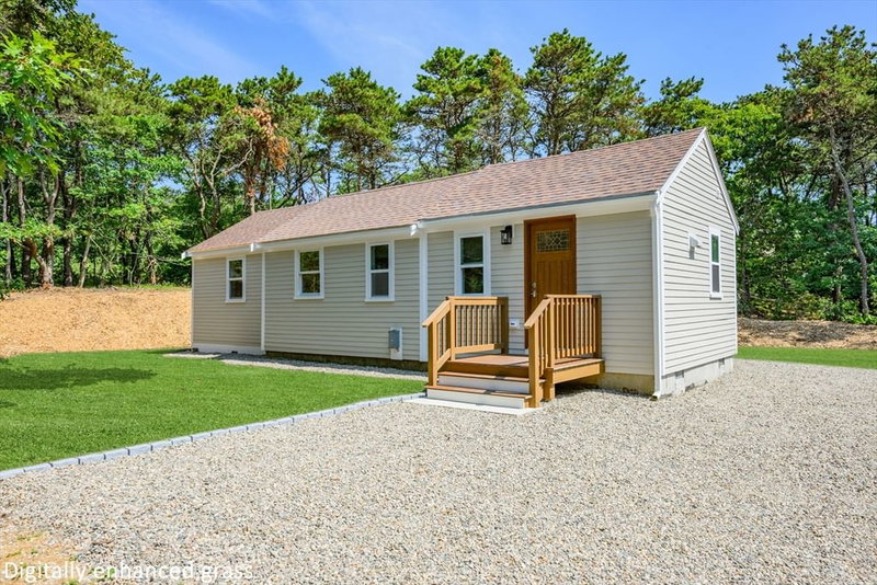 95 Shore Road Unit 8