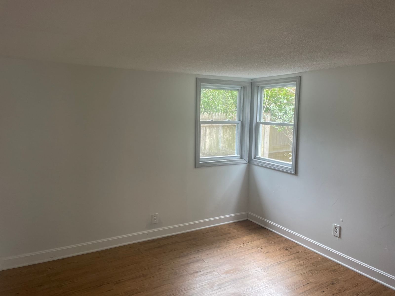 6 Eddy St Fairhaven — Photo 12 of 14