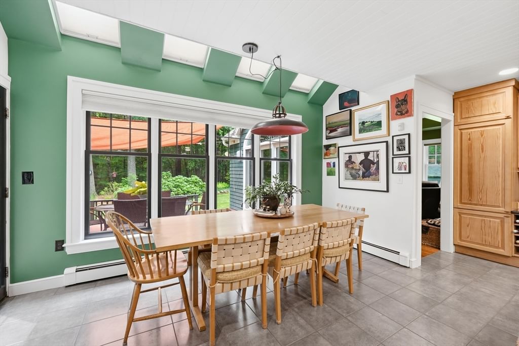 18 Village Green Ln Holden — Photo 10 of 41