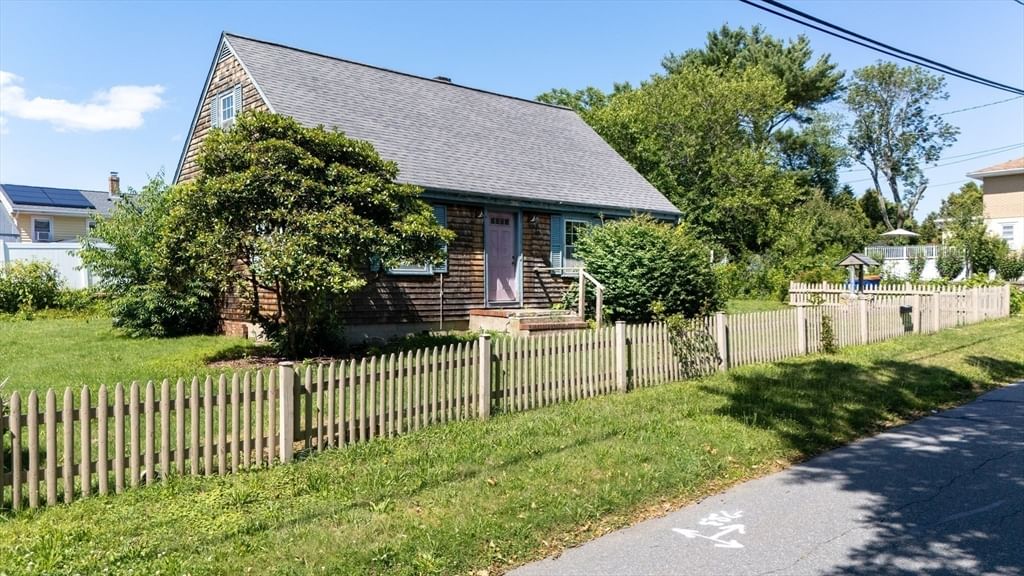 Property at 24 Jesse St, Fairhaven, MA 02719