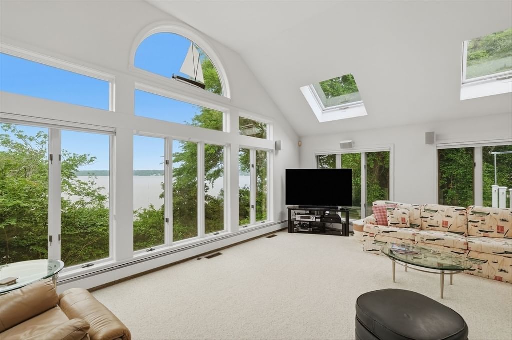 34 Shirley Point Rd Barnstable — Photo 10 of 42