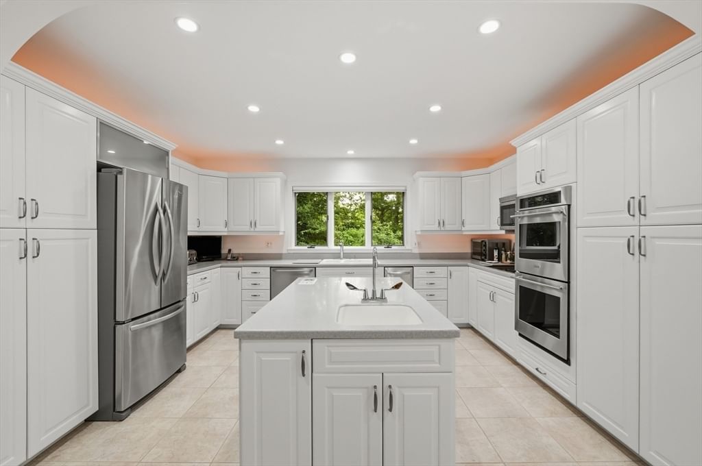 34 Shirley Point Rd Barnstable — Photo 14 of 42