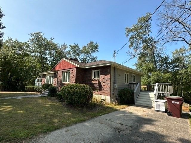 27 Lantern Ln Dedham — Photo 6 of 32