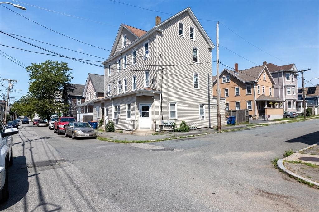 199-203 Austin St New Bedford — Photo 34 of 40