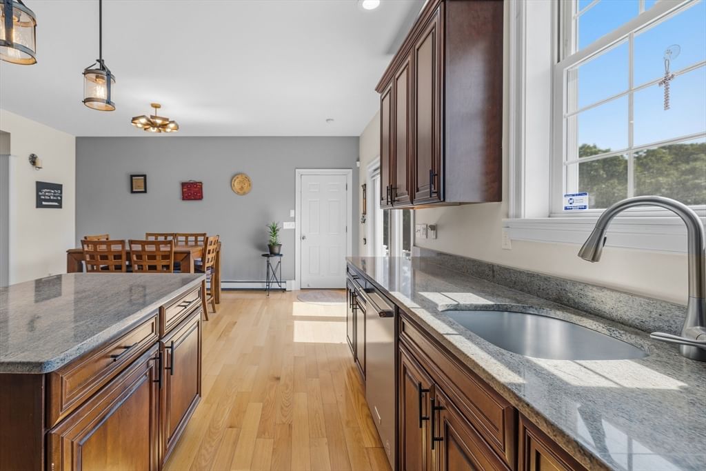 34 Nautical Way Plymouth — Photo 6 of 40