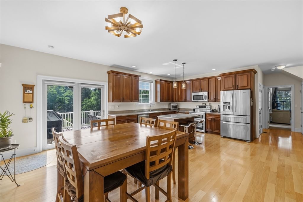 34 Nautical Way Plymouth — Photo 7 of 40