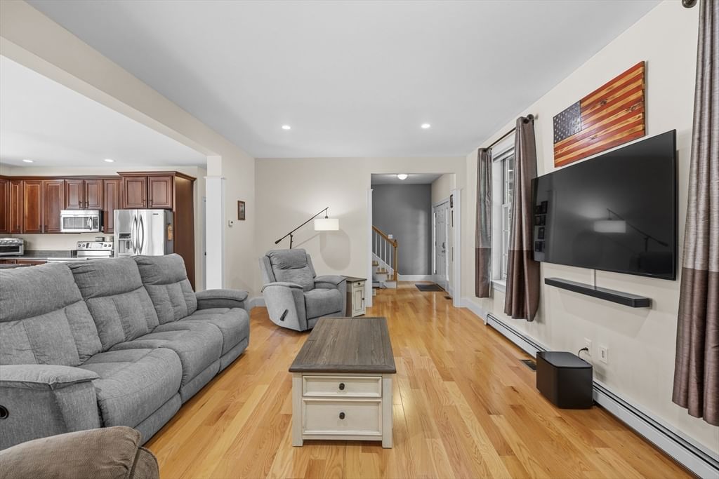 34 Nautical Way Plymouth — Photo 8 of 40