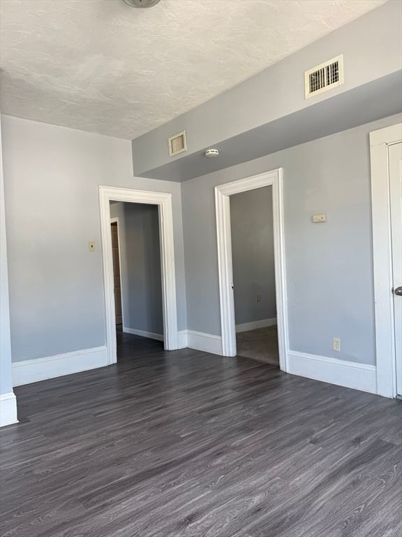 103 Tecumseh St #2 Fall River — Photo 2 of 10