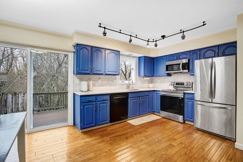 200 Lambert Ter #11 Chicopee — Photo 6 of 25