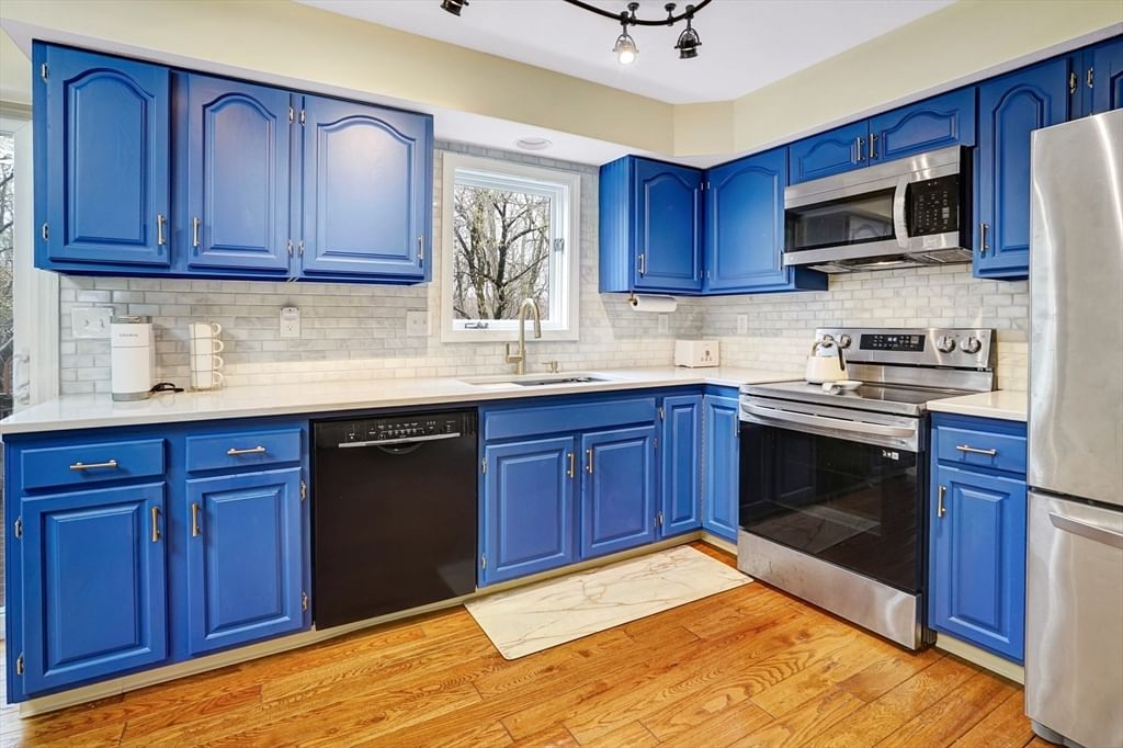 200 Lambert Ter #11 Chicopee — Photo 8 of 25