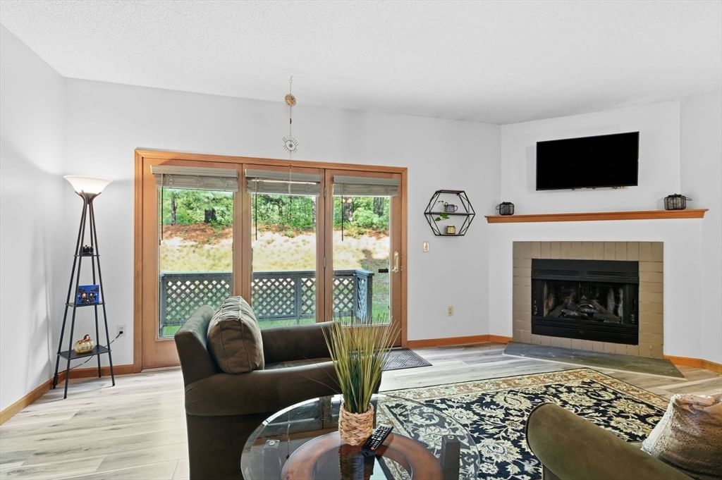 13 Ash Ln #13 Agawam — Photo 10 of 25