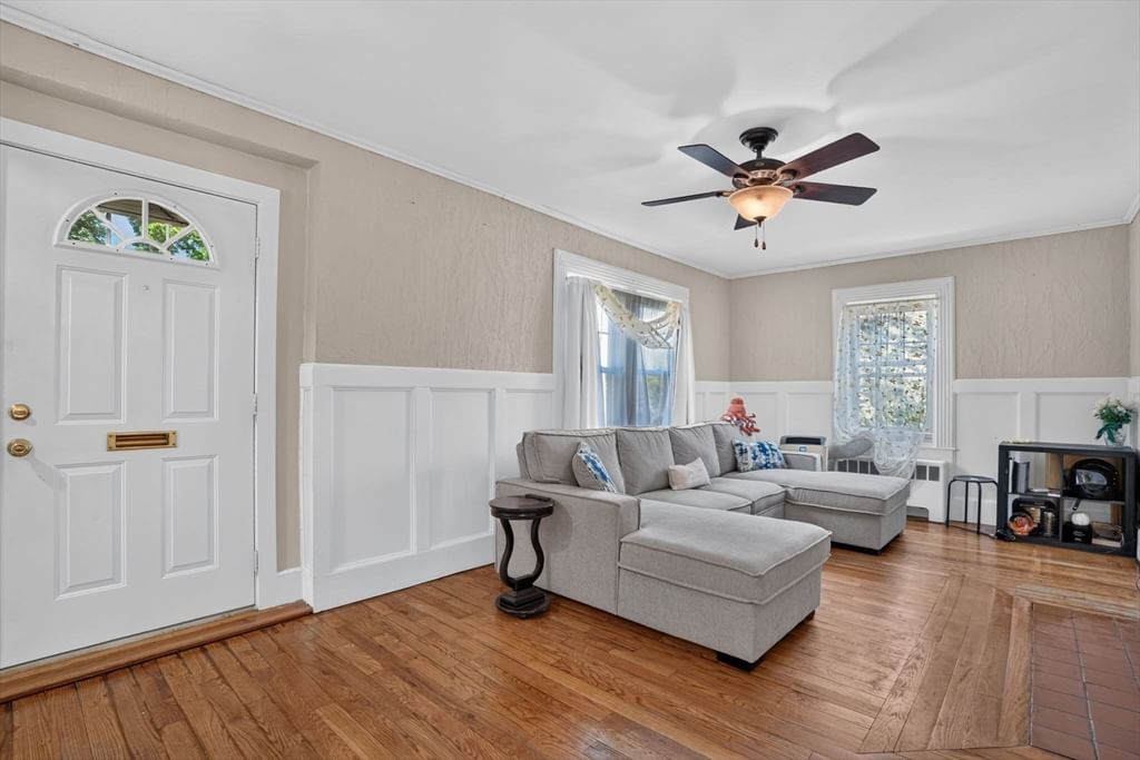 22 Fruit St Leominster — Photo 4 of 42