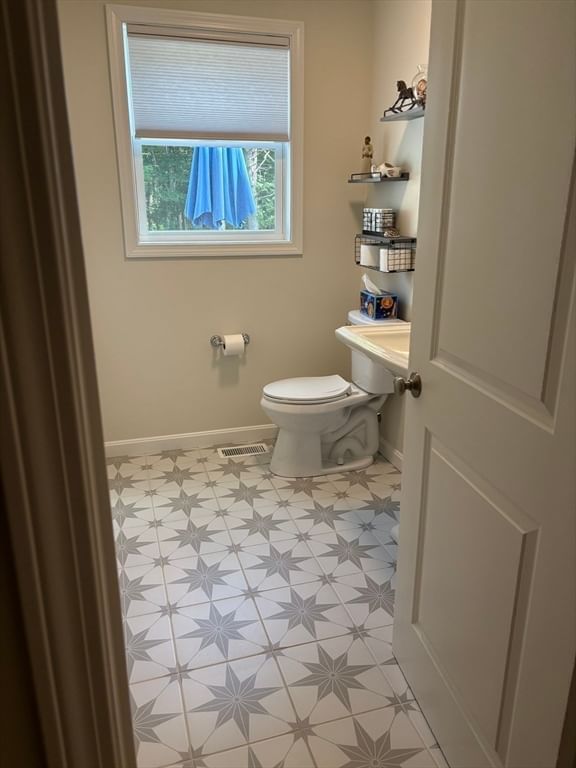 41 Clapp Rd Rochester — Photo 15 of 27
