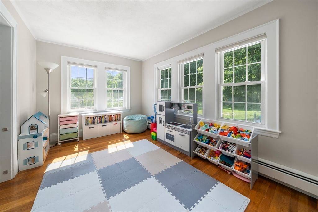 28 Parkway Road Medford — Photo 16 of 38