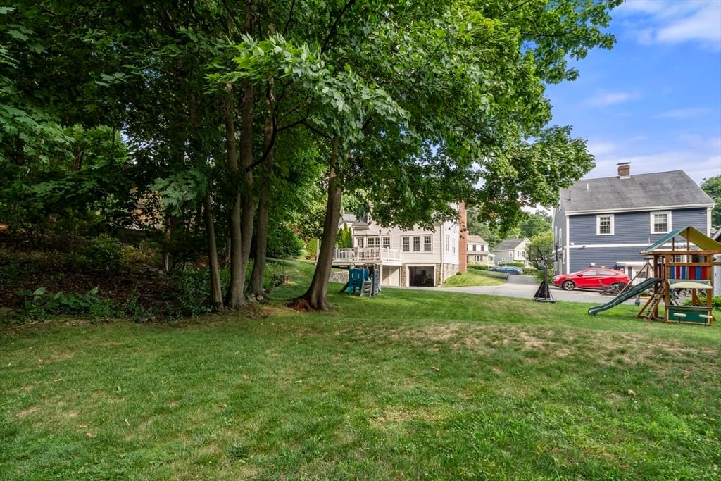 28 Parkway Road Medford — Photo 34 of 38
