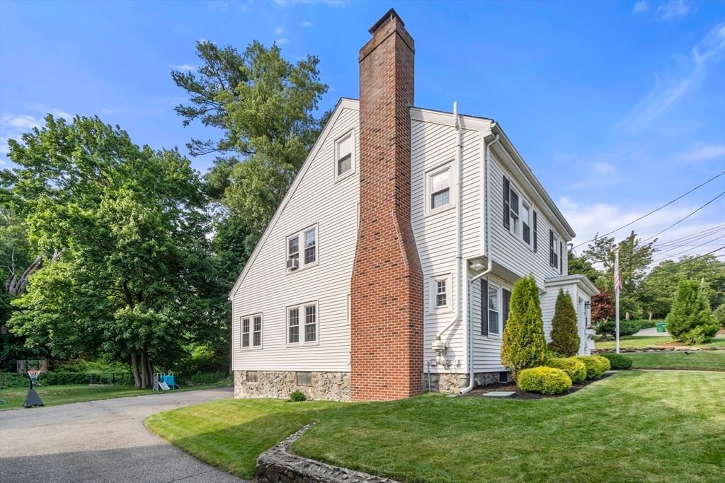 28 Parkway Road Medford — Photo 36 of 38