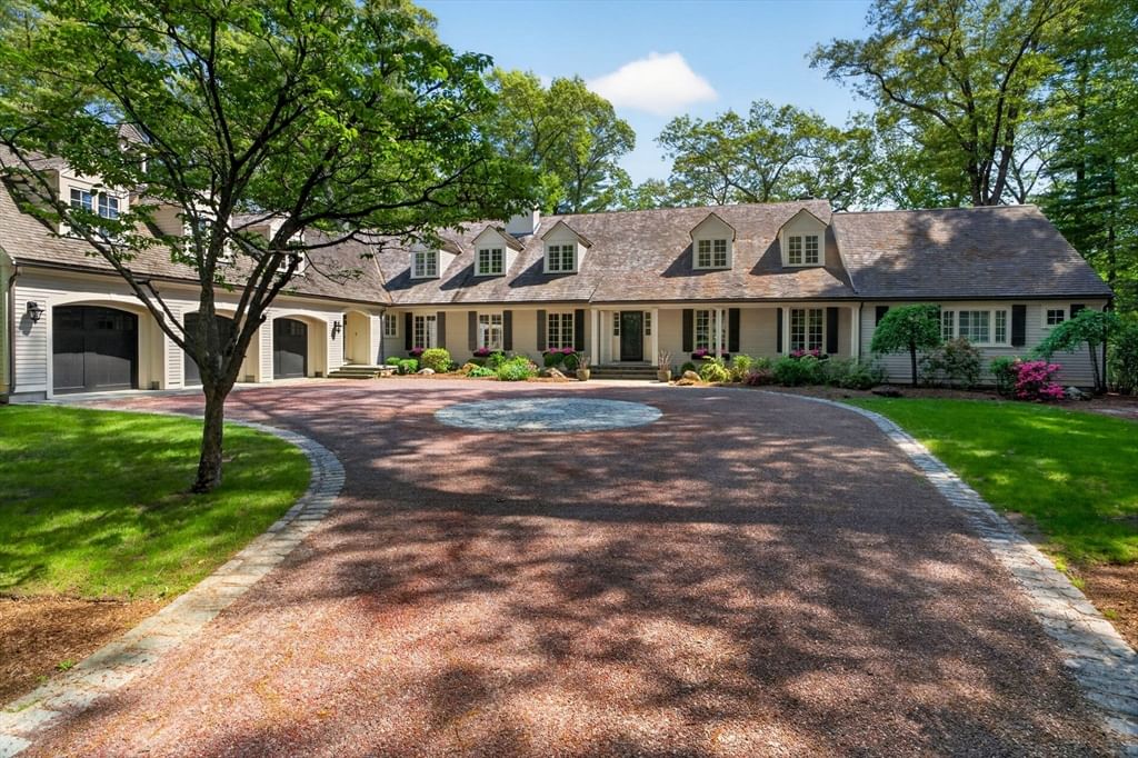 Property at 12 Winding River Cir, Wellesley, MA 02482