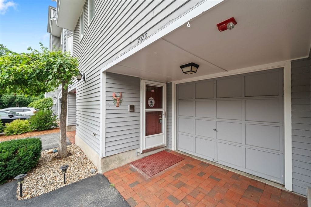 703 Sherwood Forest Ln #703 Saugus — Photo 31 of 38