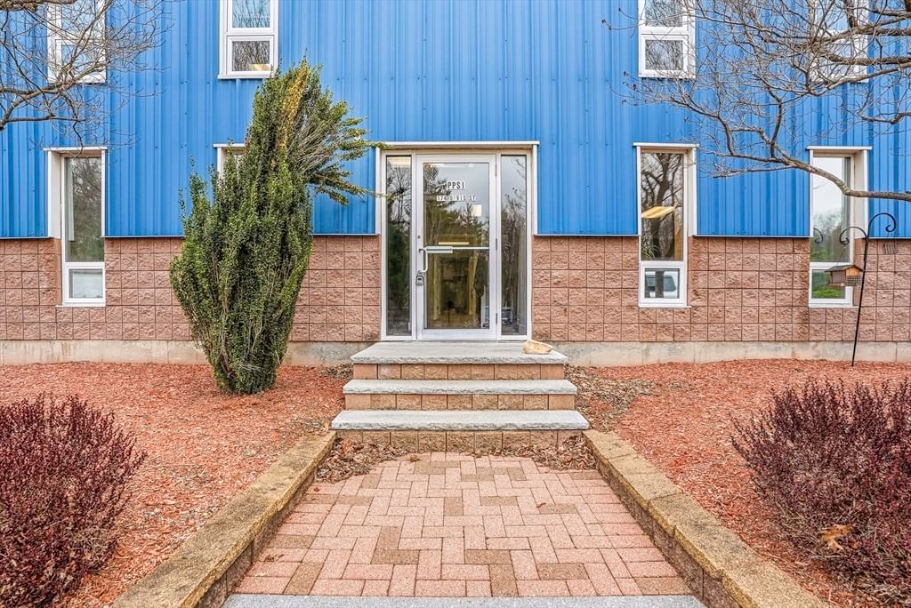 174 Davis Street Douglas — Photo 10 of 35