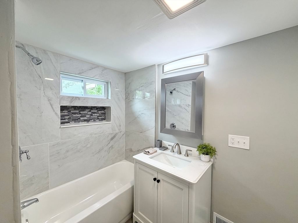 87 Vezina Ave Leominster — Photo 28 of 38