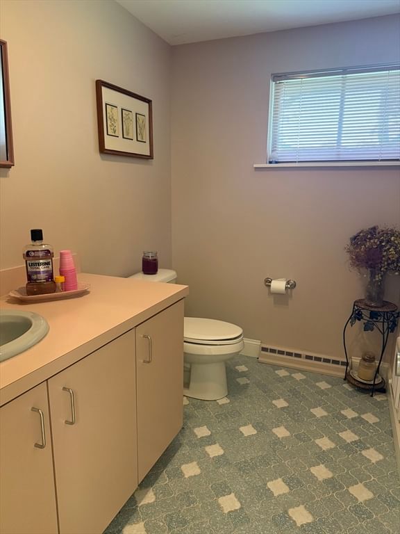 510 Thacher St Attleboro — Photo 16 of 24