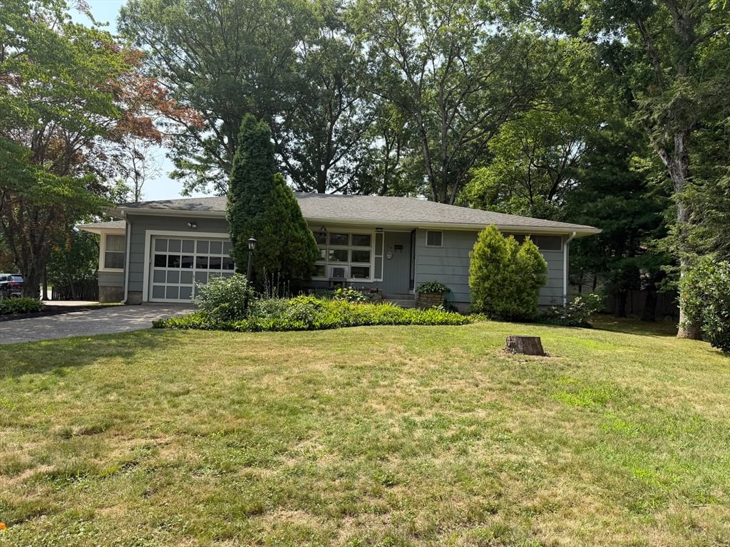 510 Thacher St Attleboro — Photo 5 of 24