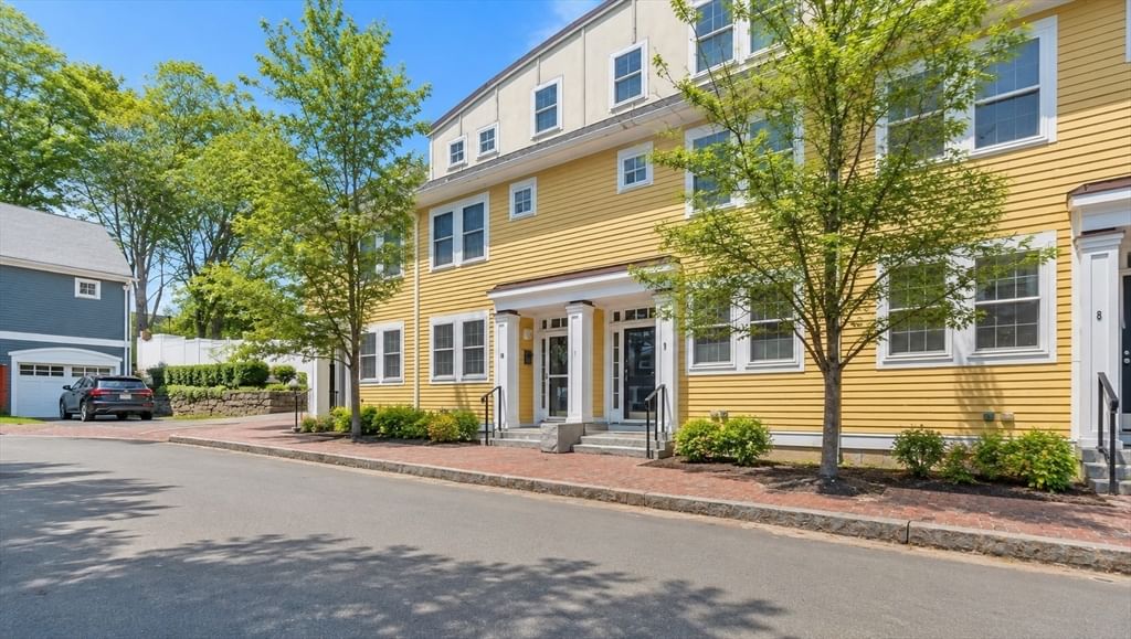129 Merrimac