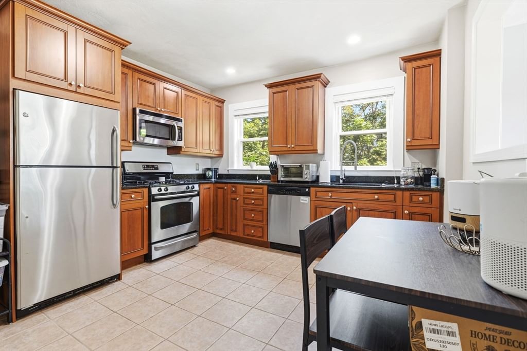 314 Water St #6 Wakefield — Photo 7 of 18