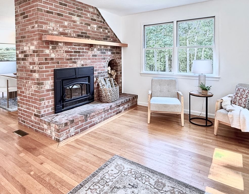60R Sandwich Rd Plymouth — Photo 16 of 42