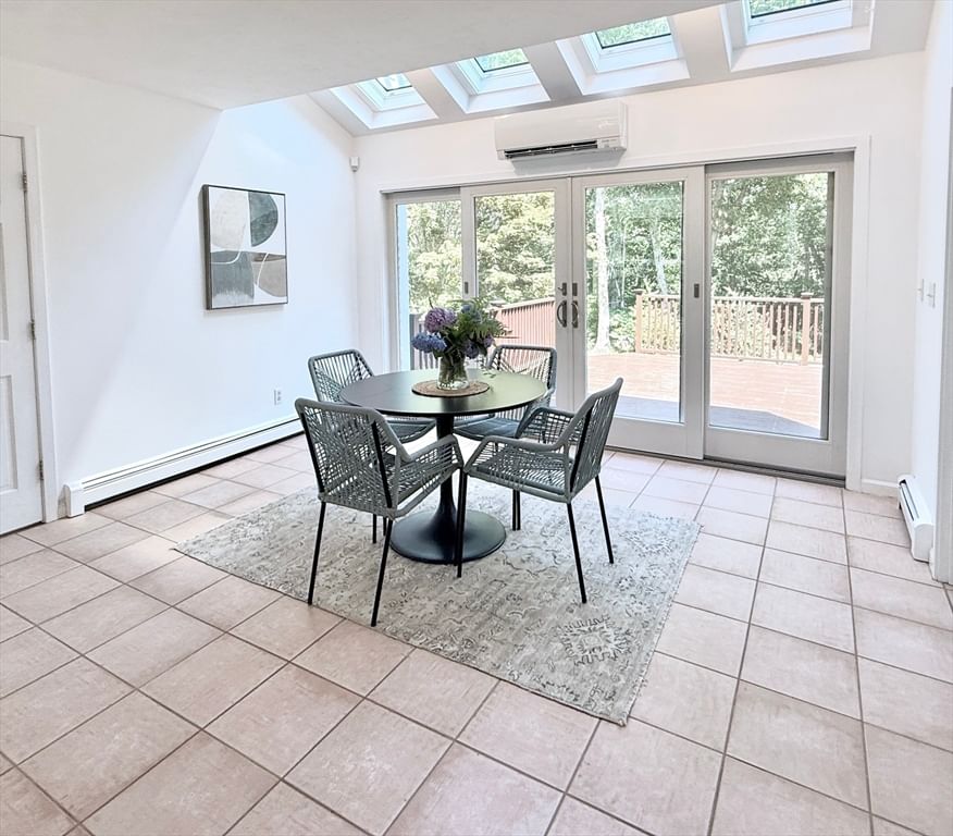 60R Sandwich Rd Plymouth — Photo 9 of 42