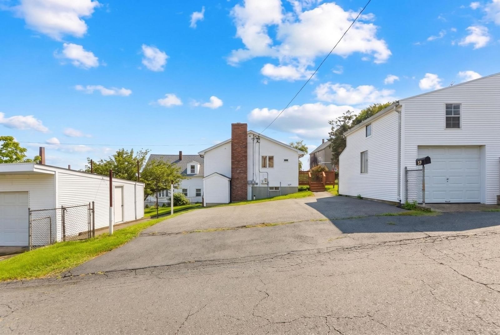 32 Danis St Fall River — Photo 14 of 40