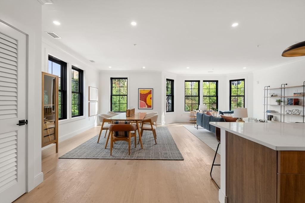 228 Washington Street #3 Boston — Photo 3 of 20