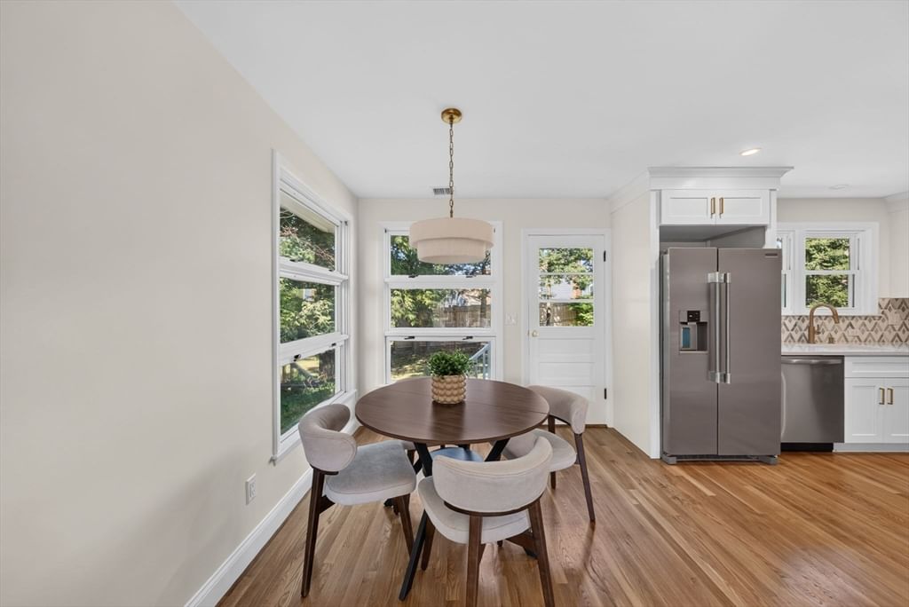 8 Everett St Wakefield — Photo 6 of 24