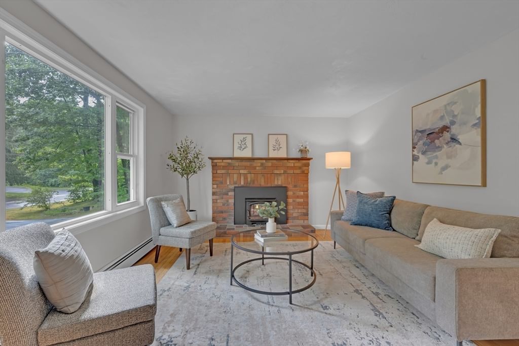 27 Redwood Dr Princeton — Photo 11 of 40