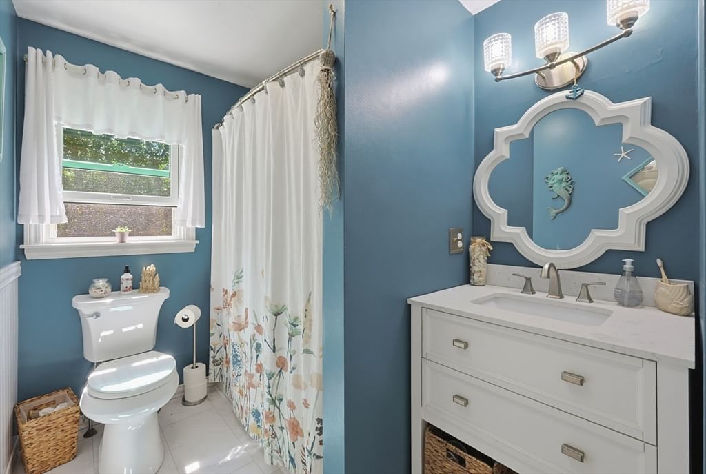 29 Tide Meadows Dr Berkley — Photo 13 of 36
