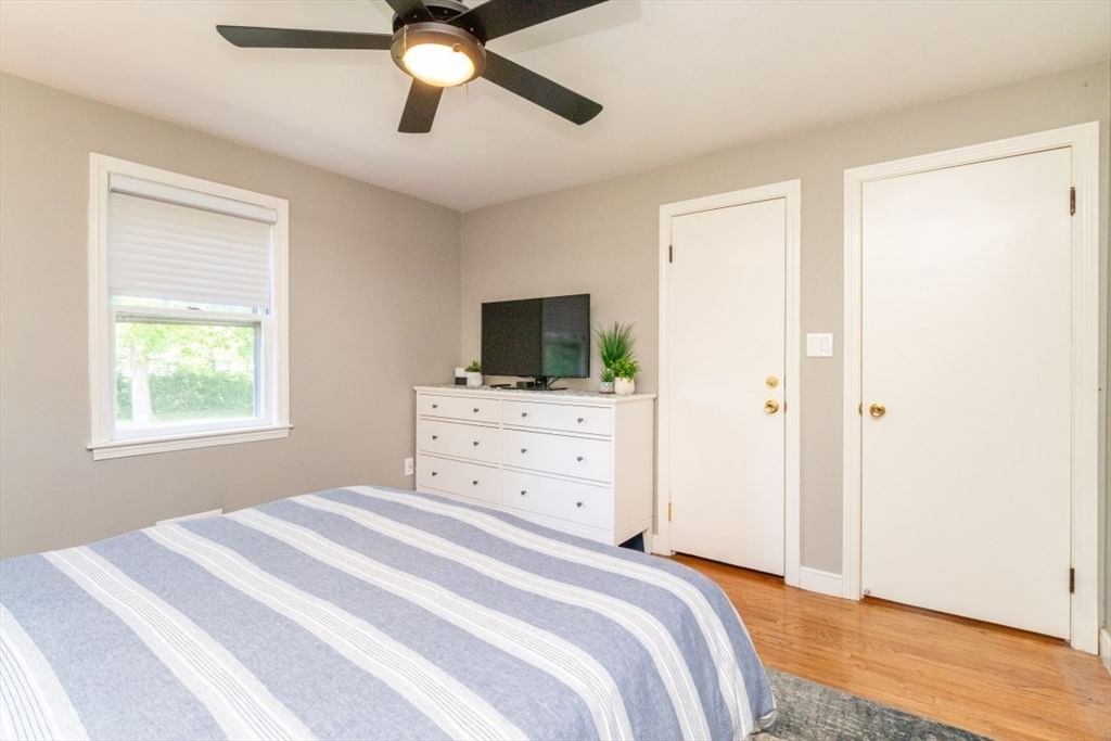 46 Conlyn Avenue Franklin — Photo 10 of 22
