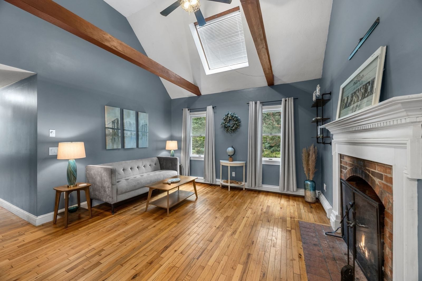 2 Sharon Ln Sandwich — Photo 11 of 29