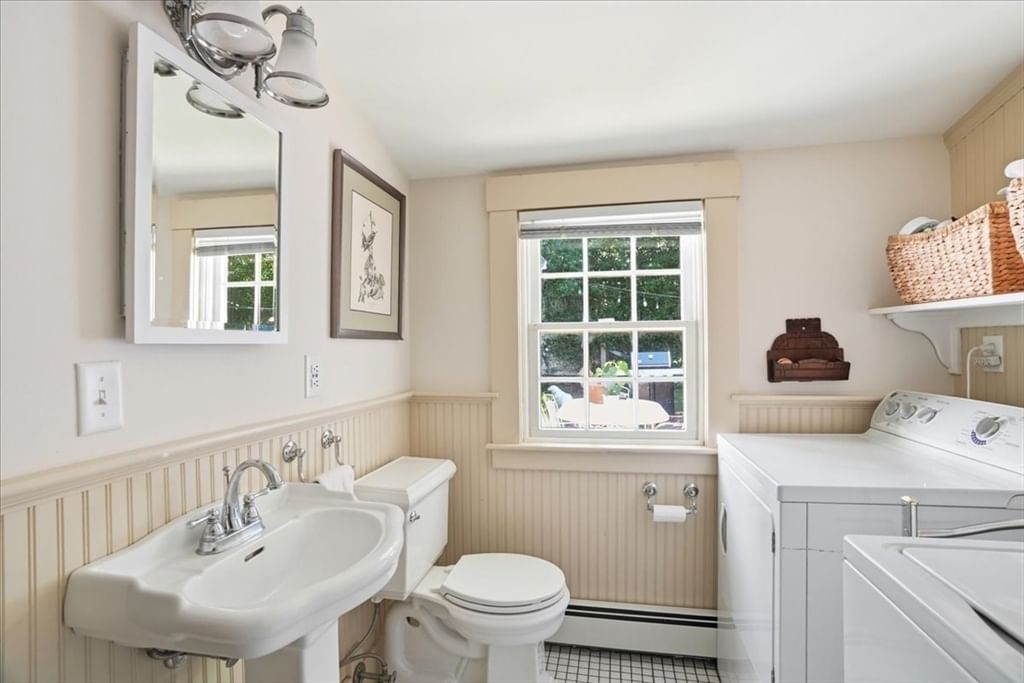 424 Main St Hingham — Photo 16 of 31