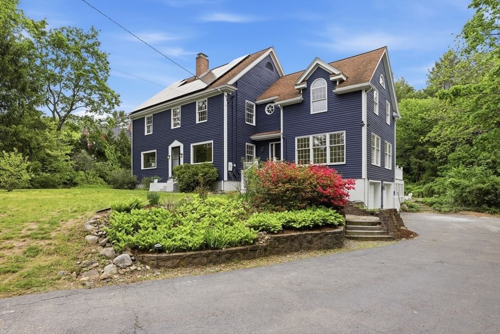 106 Concord Rd Bedford — Photo 37 of 38