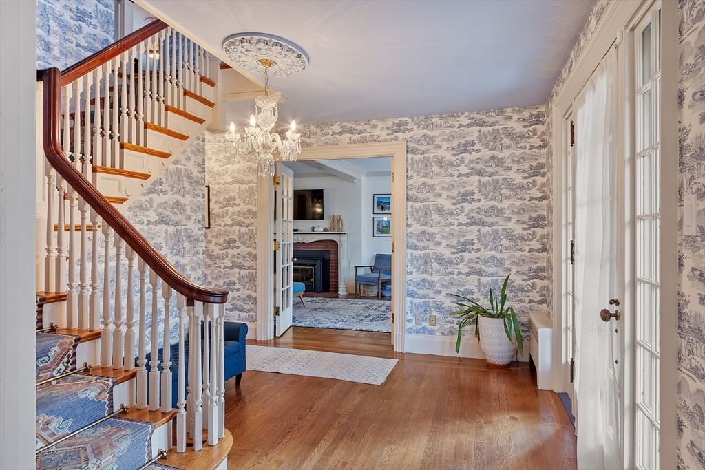 144 Hanks Street Lowell — Photo 7 of 42