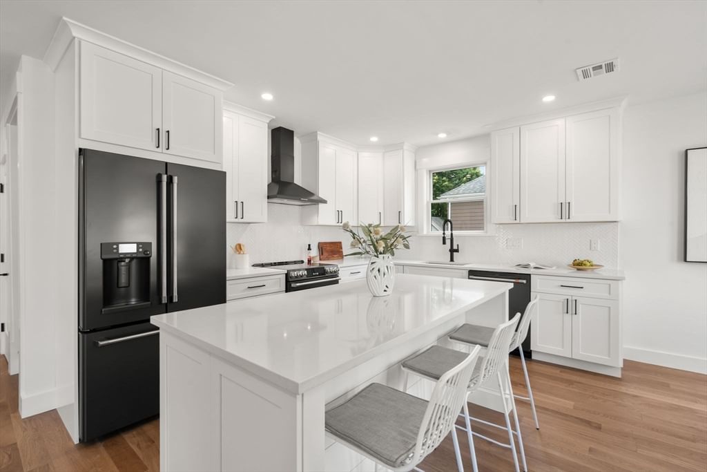 220 Sycamore Street Watertown — Photo 4 of 42