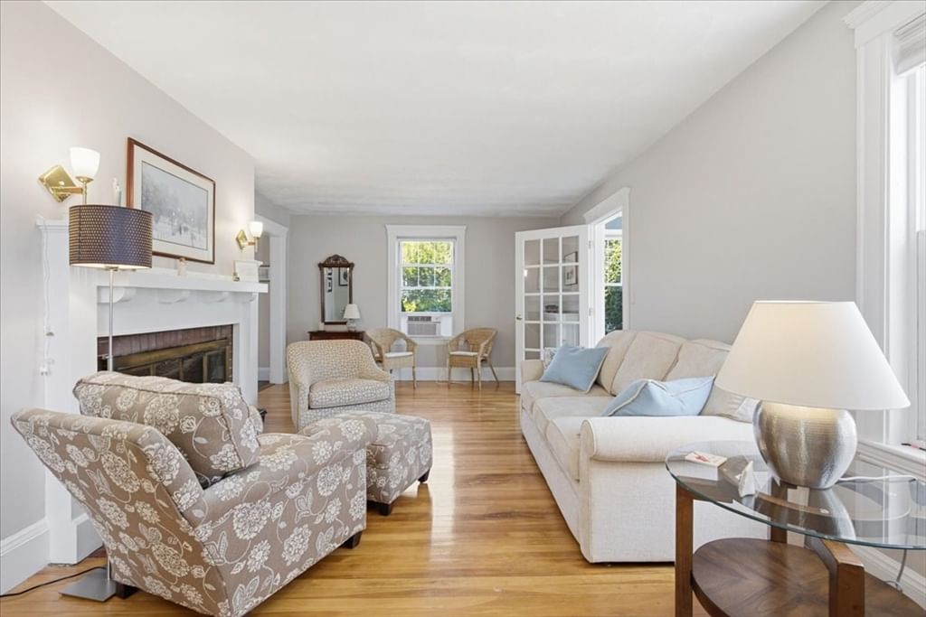 296 Lagrange Boston — Photo 8 of 35