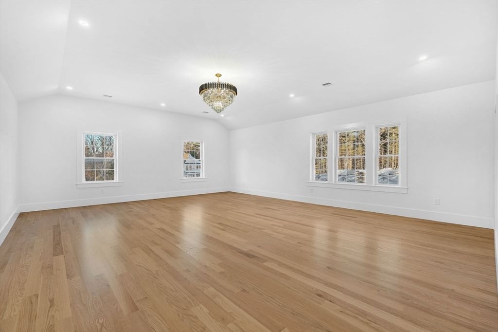 39 Sanders Lane Bolton — Photo 17 of 26
