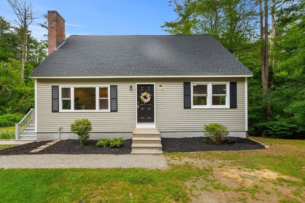 Property at 58 Carlisle Rd, Westford, MA 01886