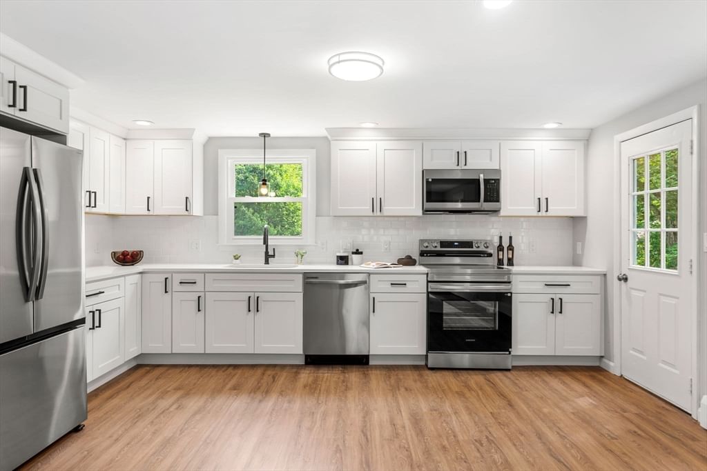 58 Carlisle Rd Westford — Photo 9 of 42