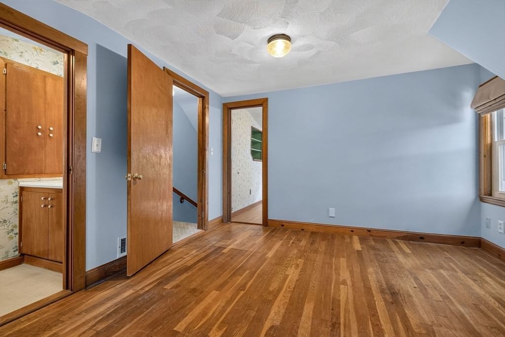19 Springvale Ln Lynn — Photo 16 of 38